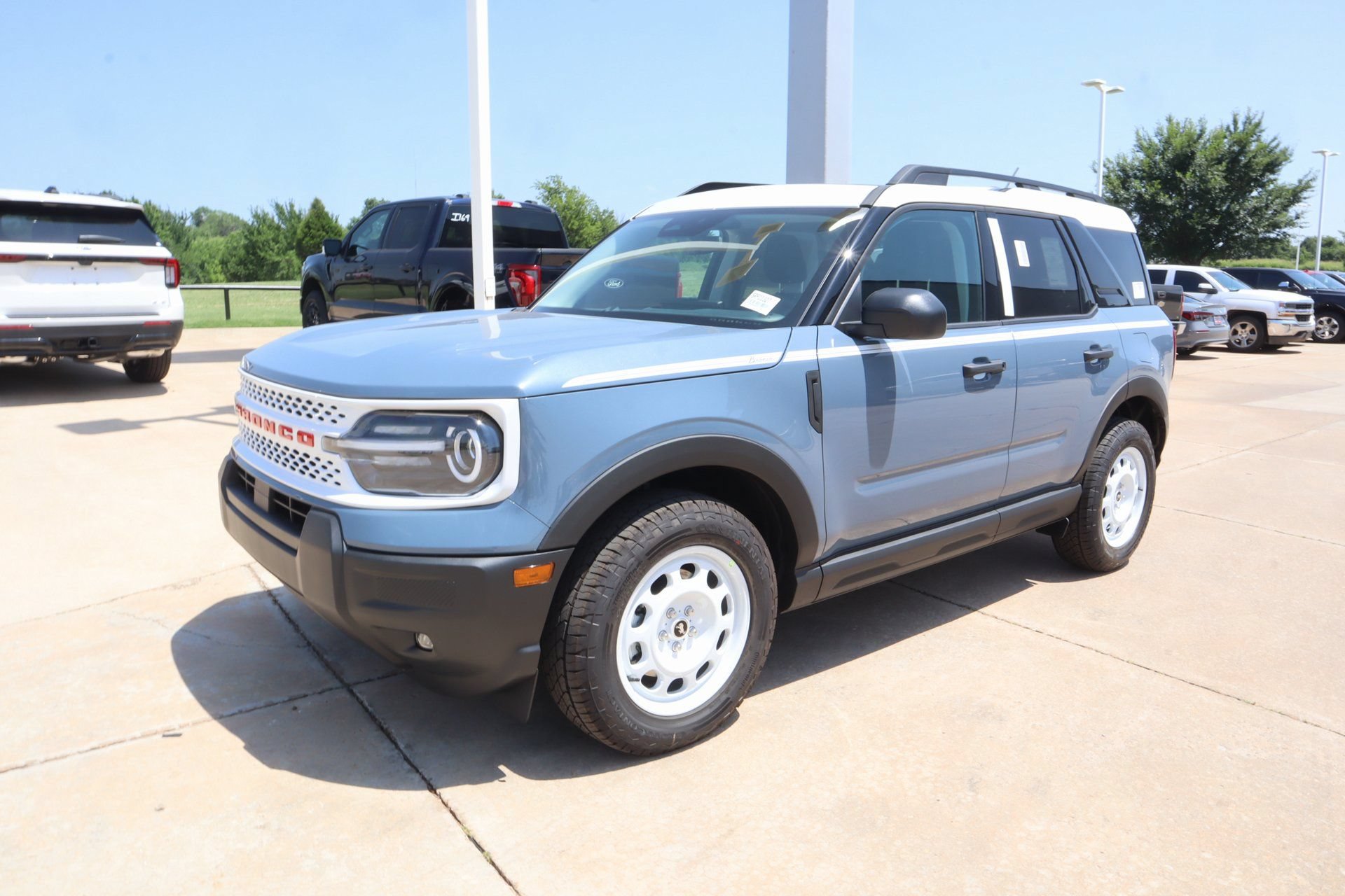 New 2025 Ford Bronco Sport Heritage w/ Convenience Package AWD/4WD image 10