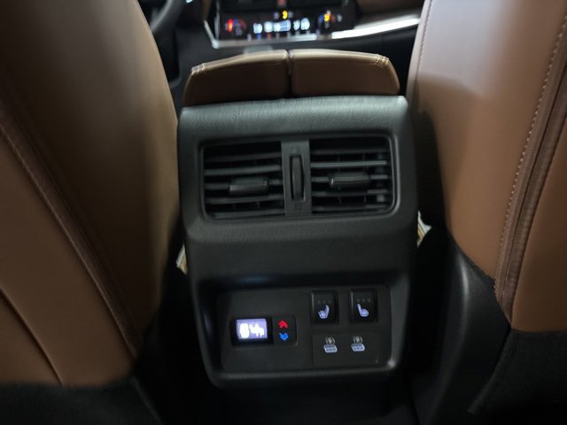 New 2026 Nissan Rogue Platinum image 27