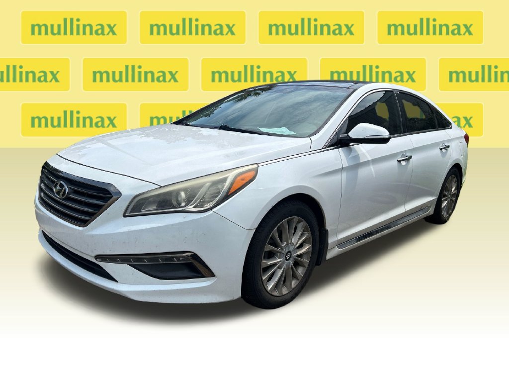 Used 2015 Hyundai Sonata Limited w/ Option Group 05 FWD image 2