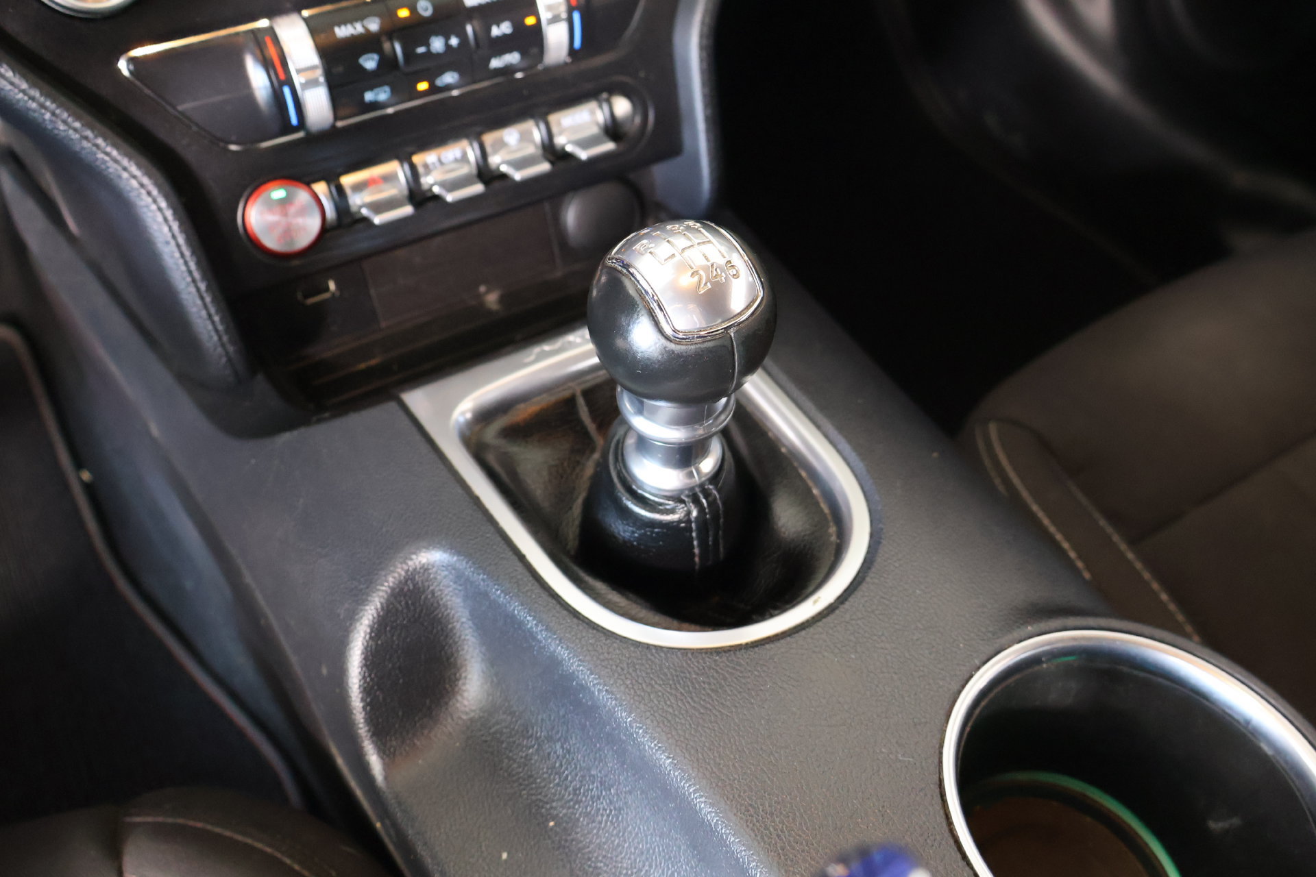 Used 2022 Ford Mustang GT w/ Equipment Group 301A RWD image 7