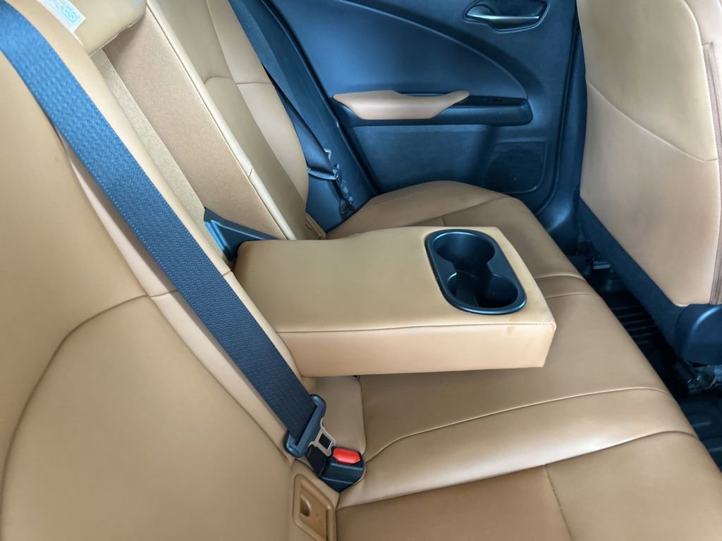 Used 2020 Lexus UX 200 w/ Premium Package image 29