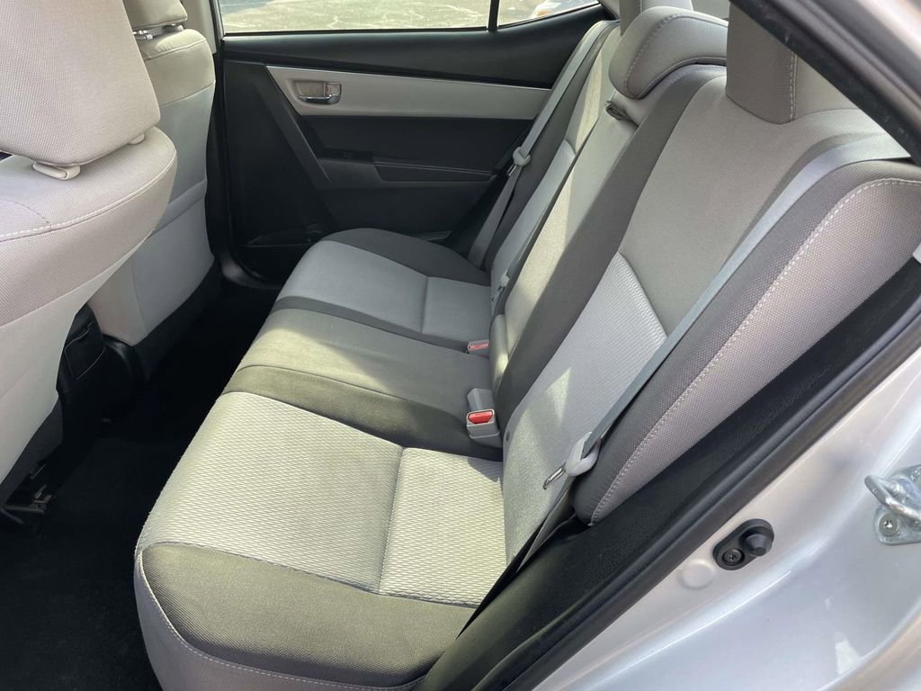 Used 2017 Toyota Corolla LE image 18