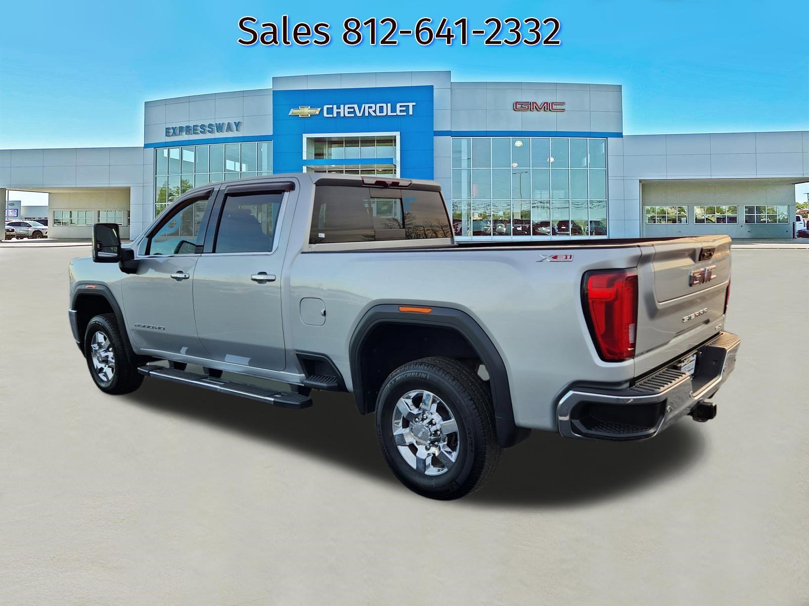 Used 2021 GMC Sierra 2500 SLT w/ SLT Premium Package image 5