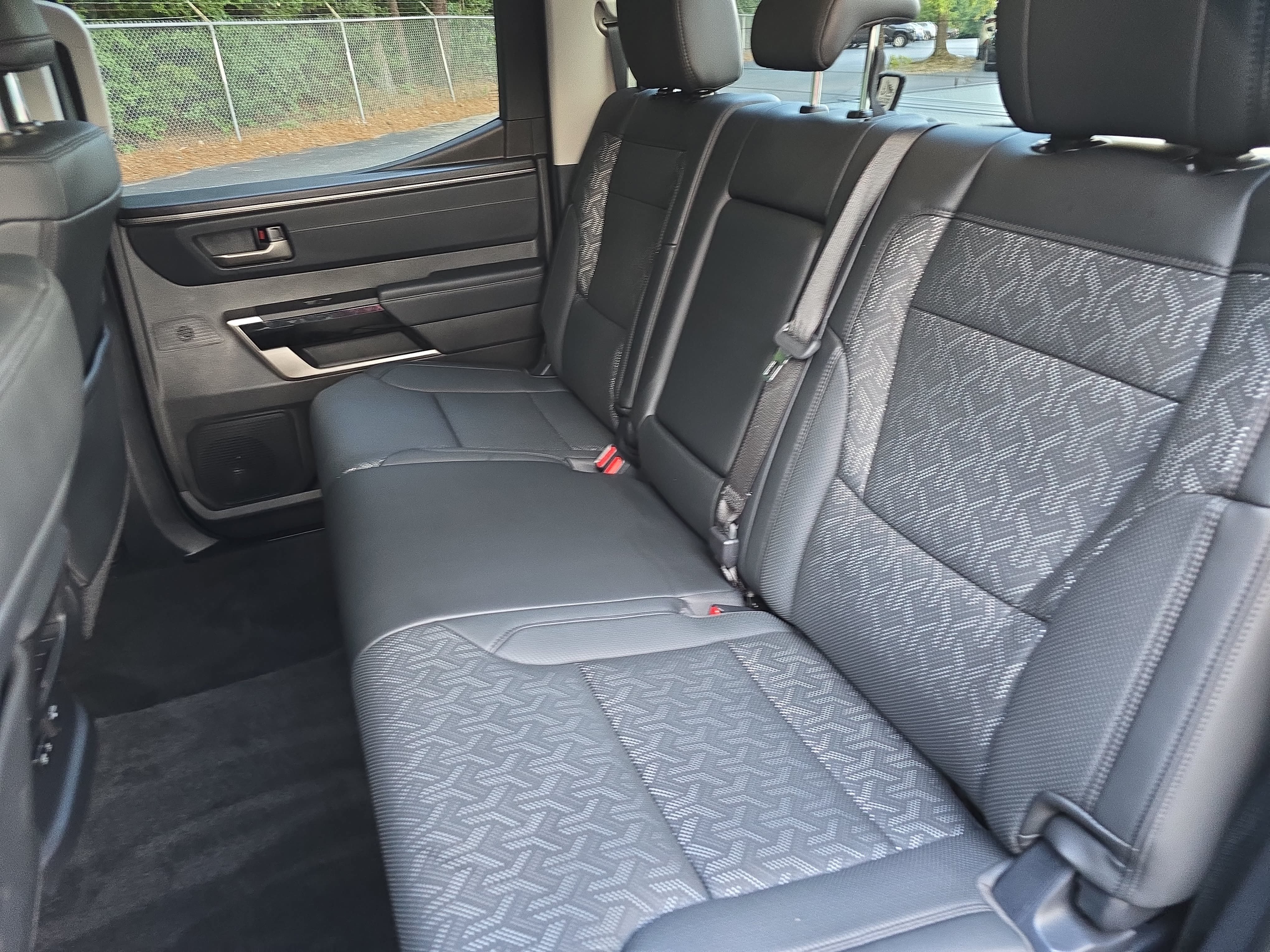 Used 2024 Toyota Tundra Limited w/ Power Package AWD/4WD image 13