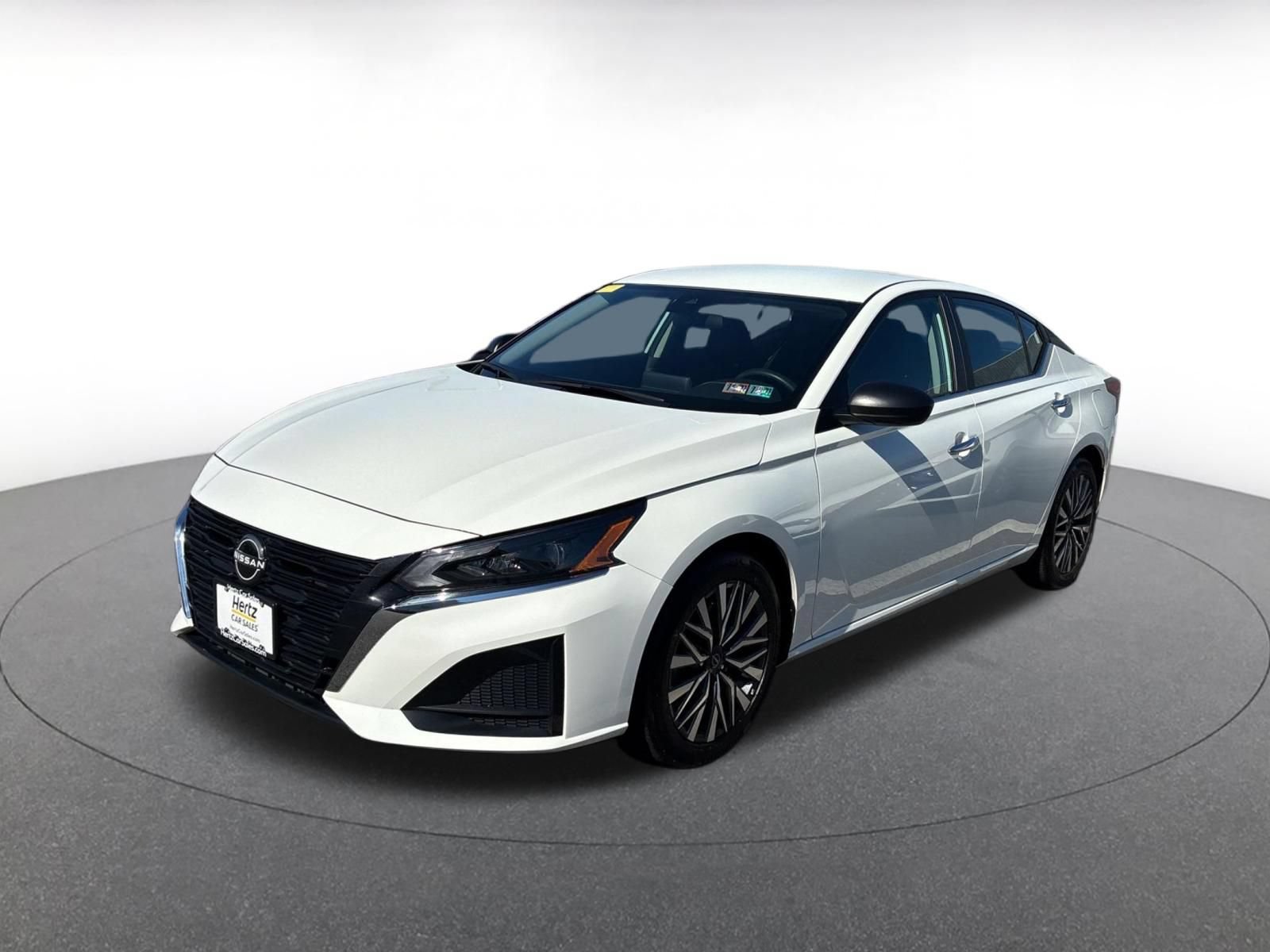 Used 2025 Nissan Altima 2.5 SV FWD image 7