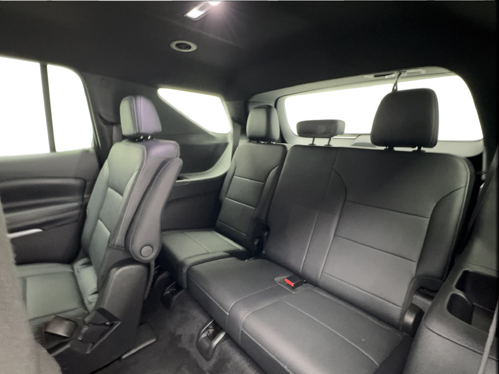 Used 2025 Chevrolet Traverse LT AWD/4WD image 27