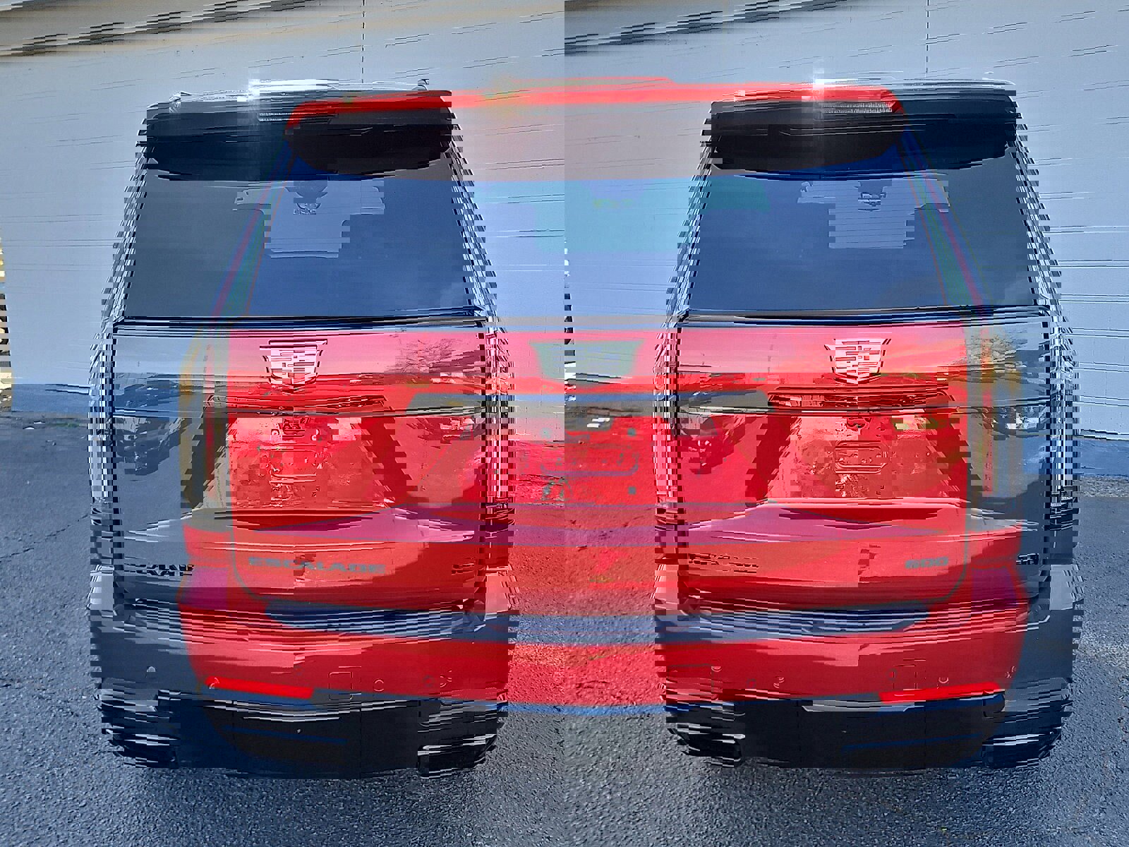 New 2026 Cadillac Escalade Platinum Sport w/ LPO, ONYX Package image 4