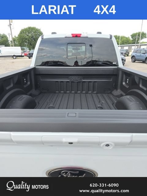 New 2026 Ford F250 Lariat w/ Black Appearance Package AWD/4WD image 29