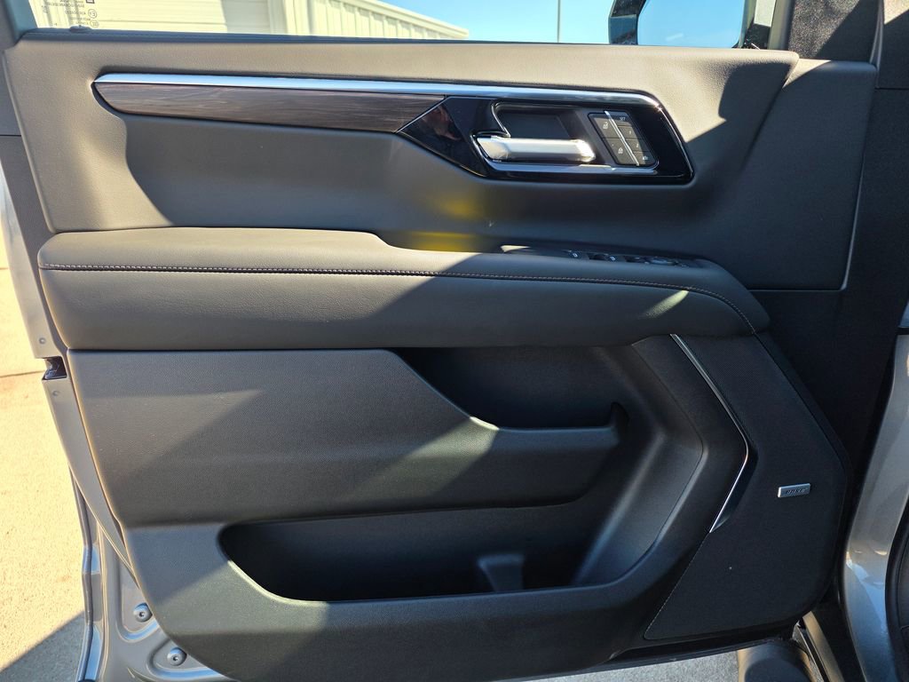 New 2026 Chevrolet Tahoe Z71 w/ Z71 Off-Road Package image 9