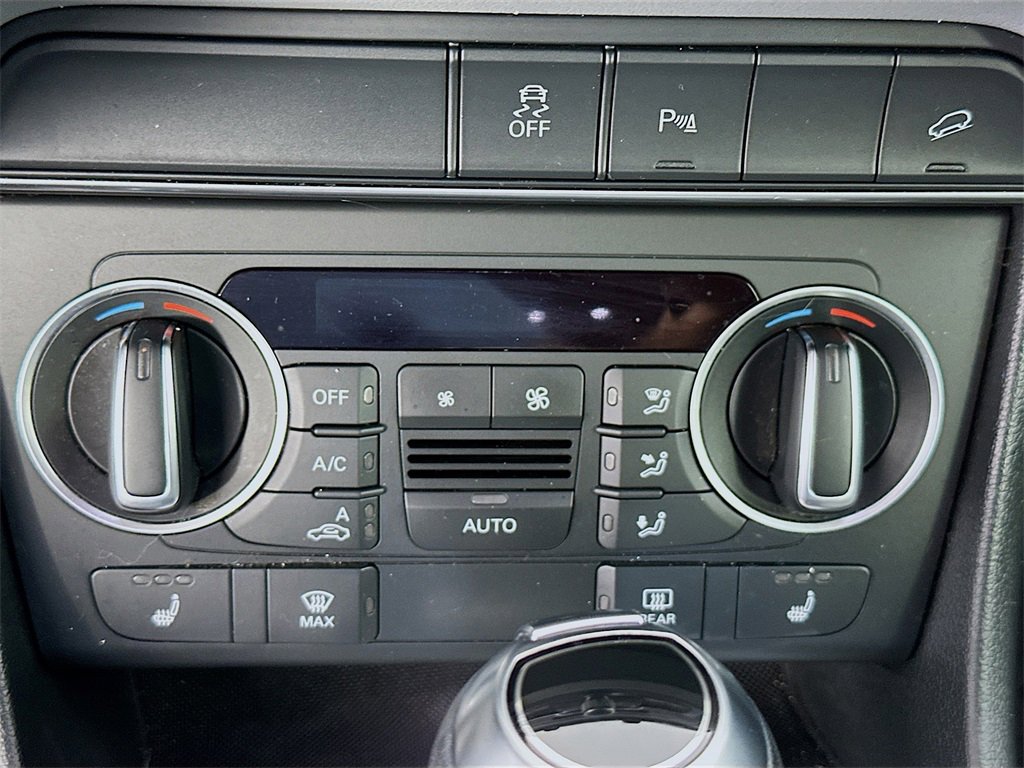 Used 2018 Audi Q3 2.0T Premium image 15