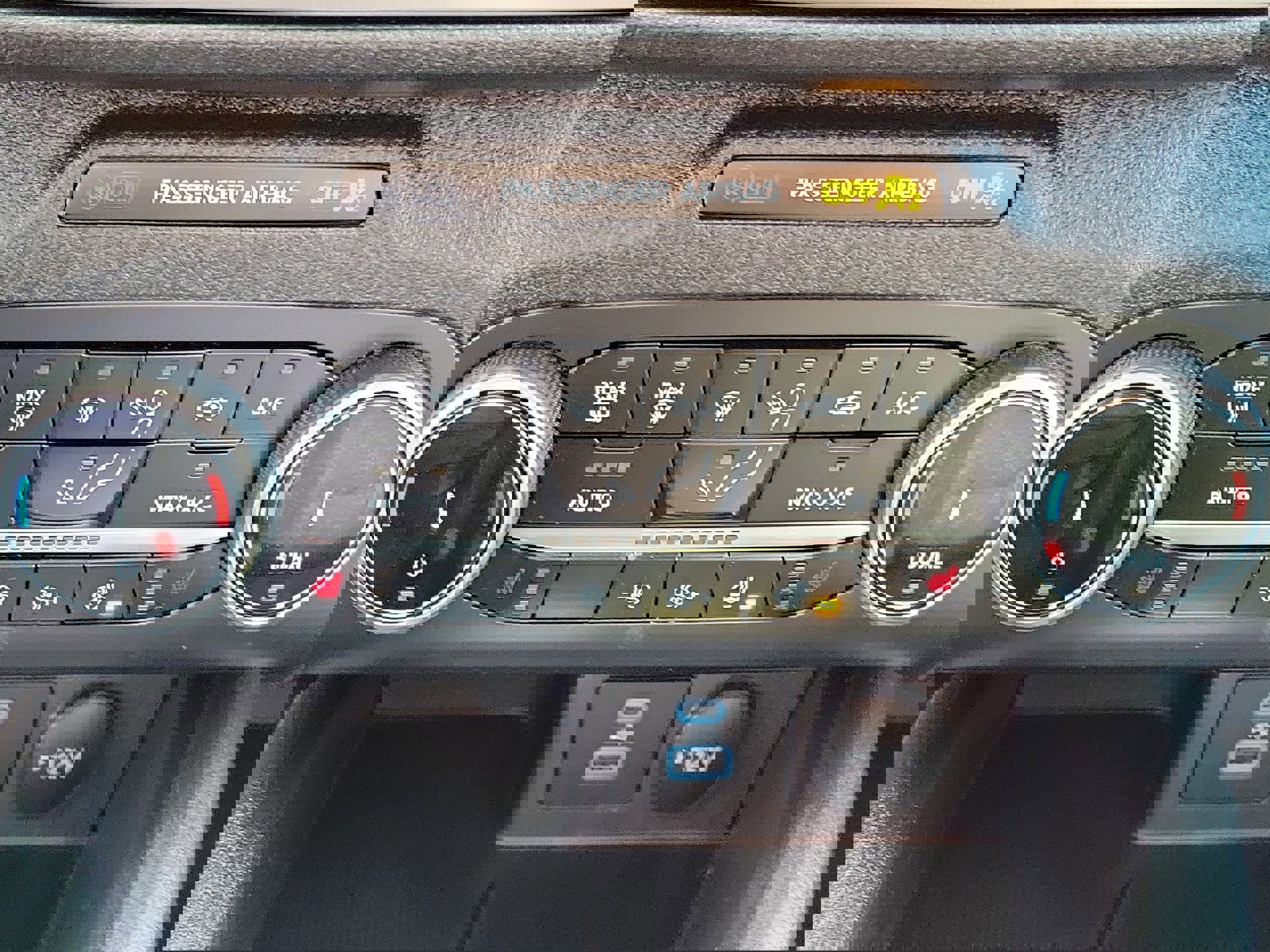 Used 2023 Ford Escape Active image 30