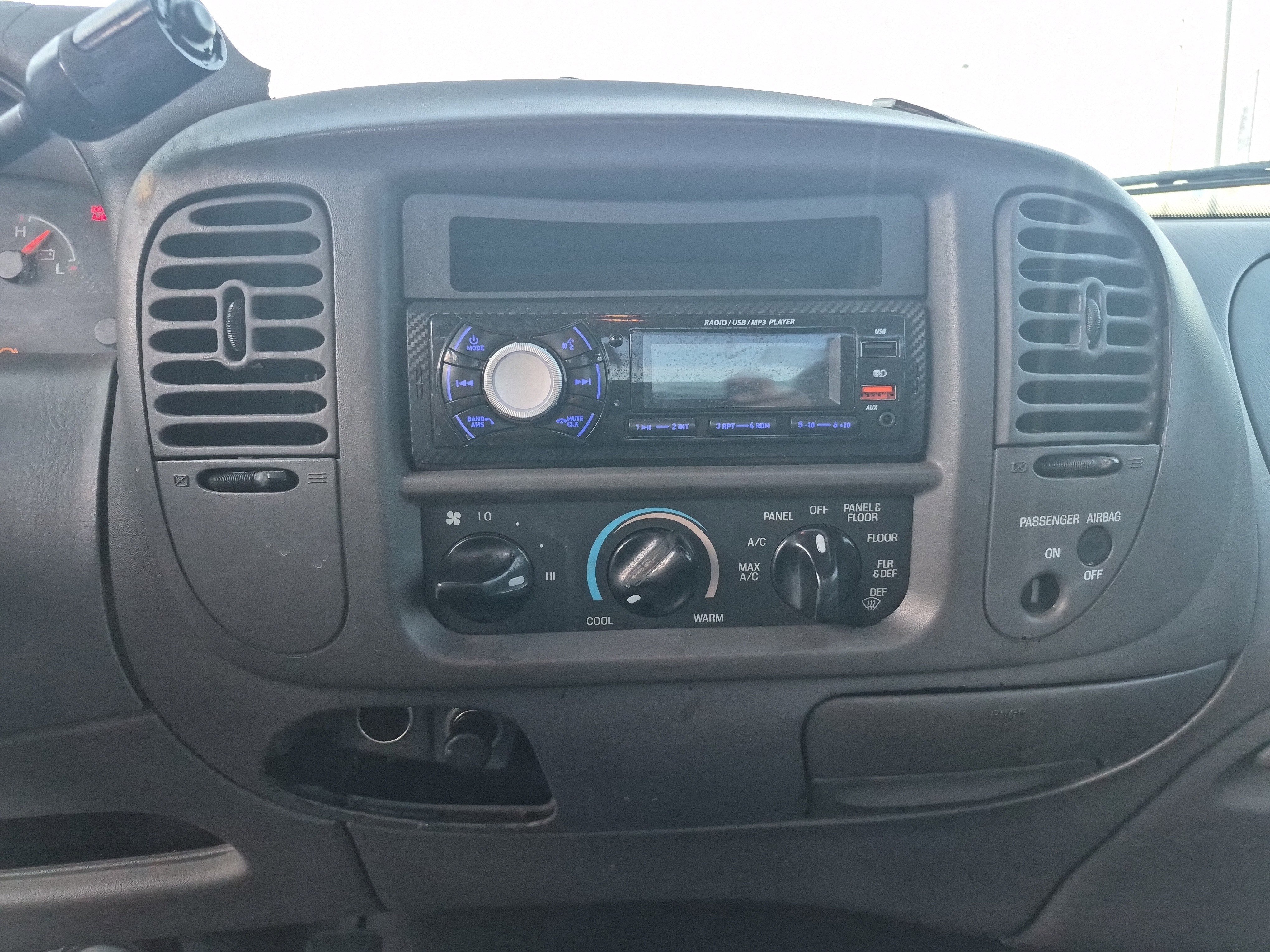 Used 1999 Ford F150 XL RWD image 23