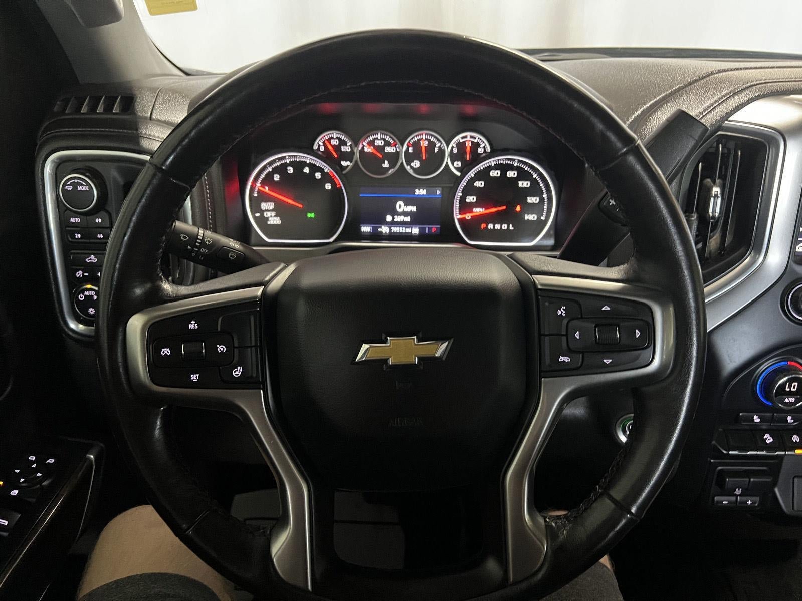 Used 2021 Chevrolet Silverado 1500 LT AWD/4WD image 15