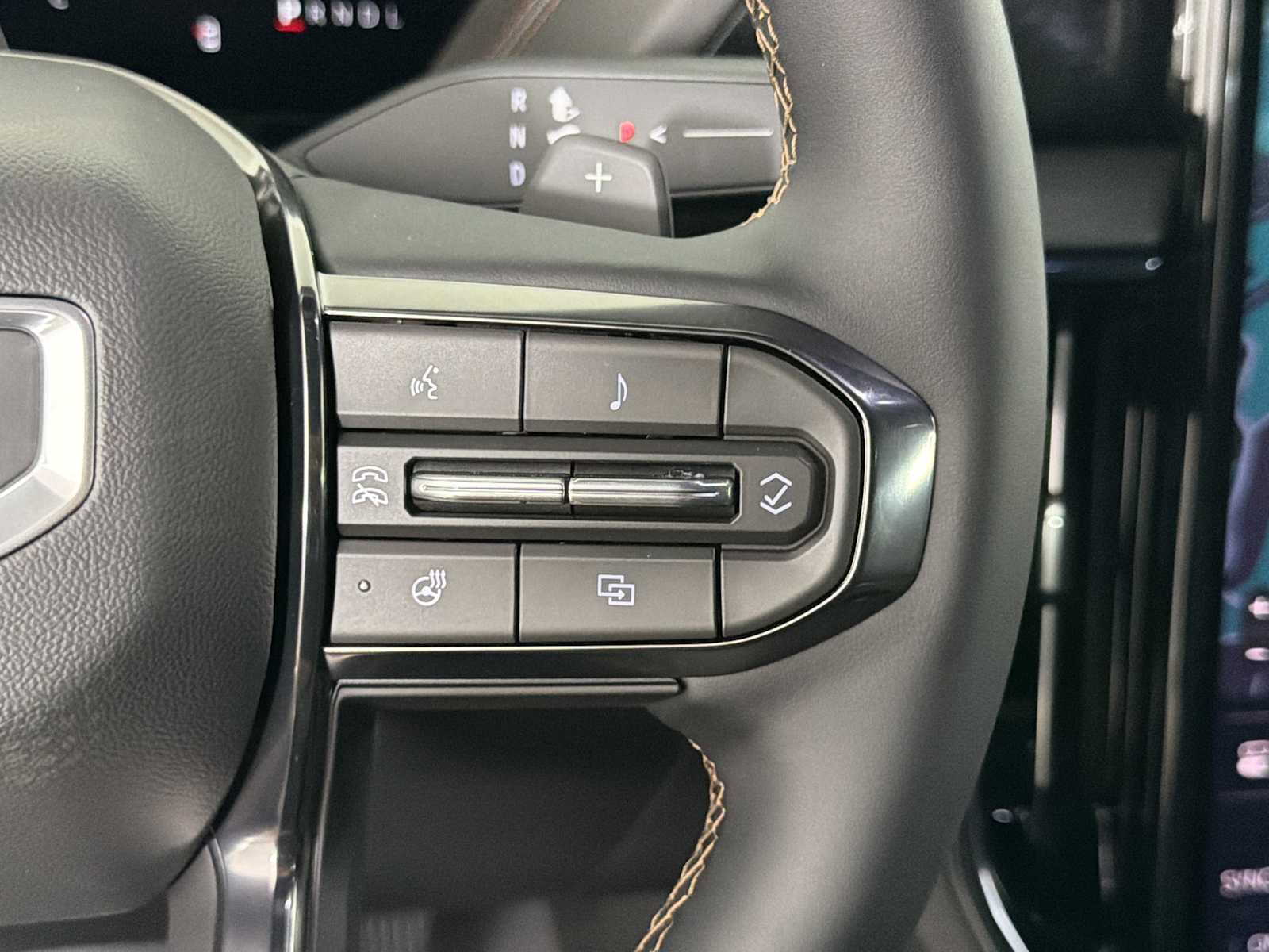 New 2026 GMC Yukon XL AT4 image 30