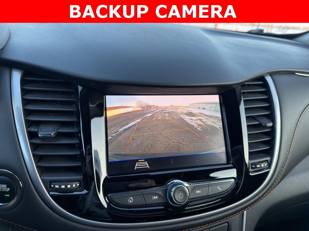 Used 2021 Chevrolet Trax LT w/ LT Convenience Package image 39
