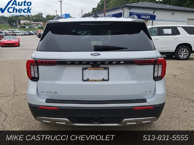 Used 2025 Ford Explorer Active w/ Active Comfort Package AWD/4WD image 4