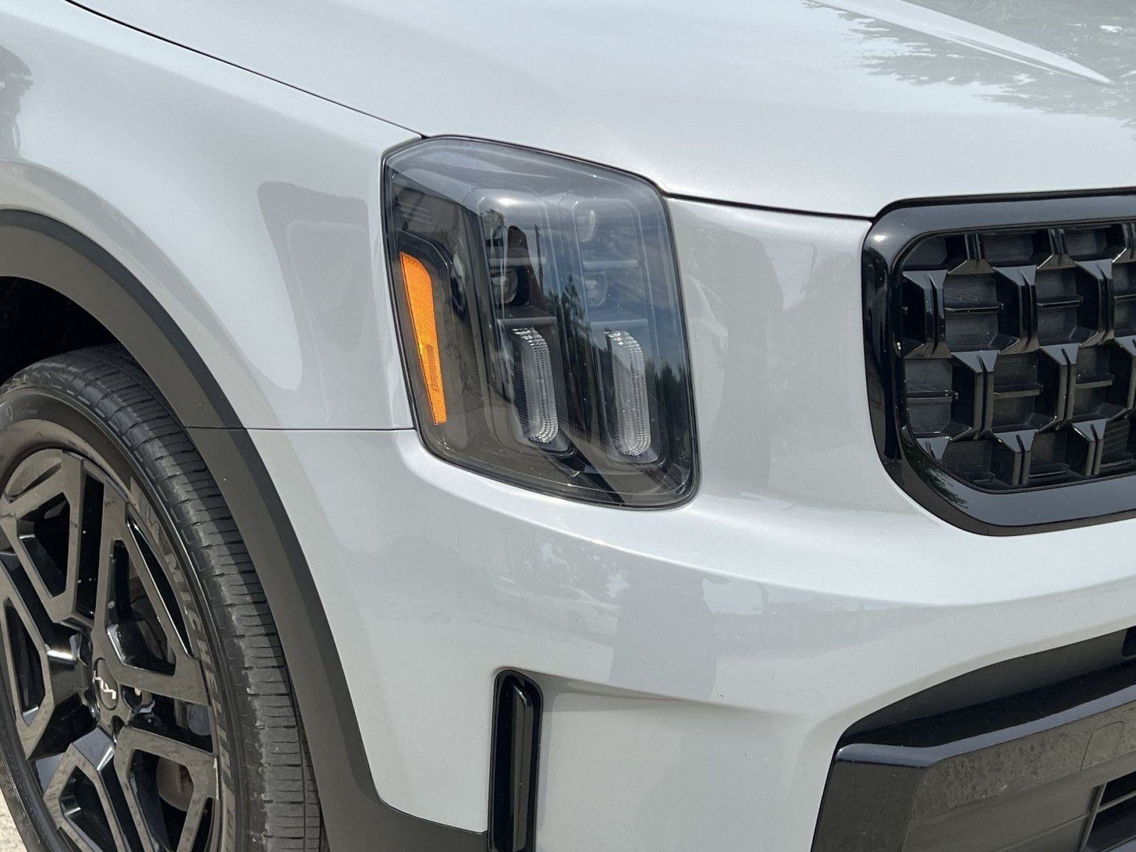 Used 2024 Kia Telluride EX X-Line AWD/4WD image 13