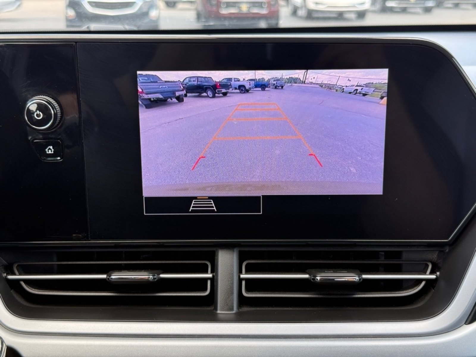 Used 2024 Chevrolet Trax LS FWD image 13