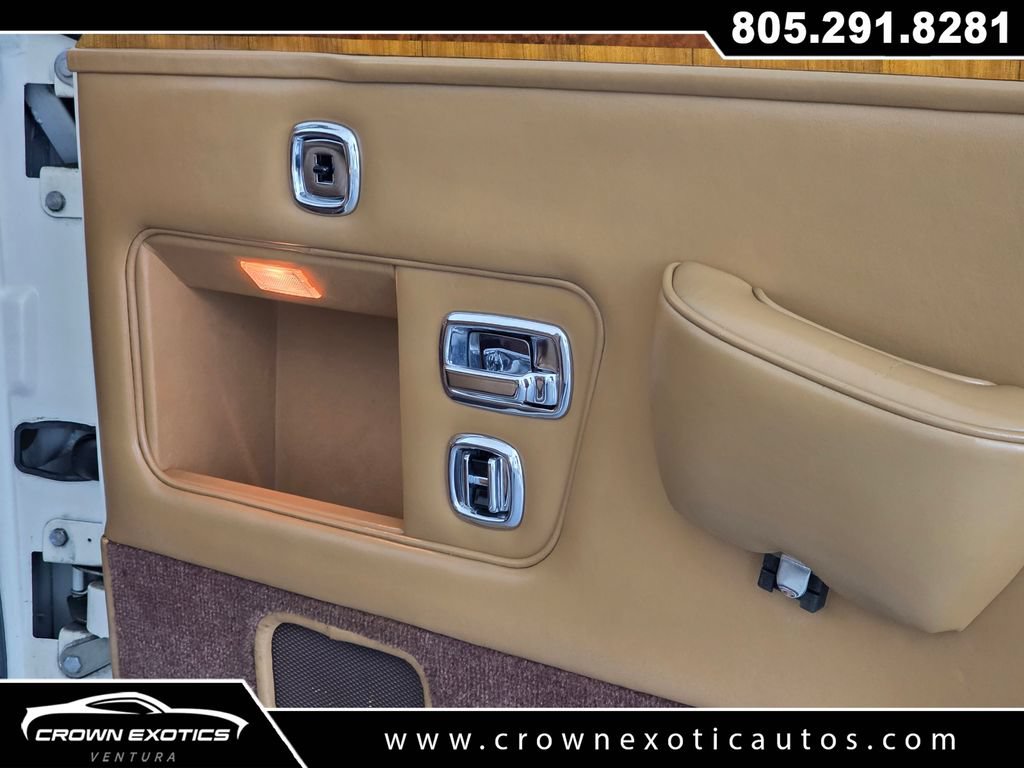 Used 1988 Rolls-Royce Corniche II RWD image 12