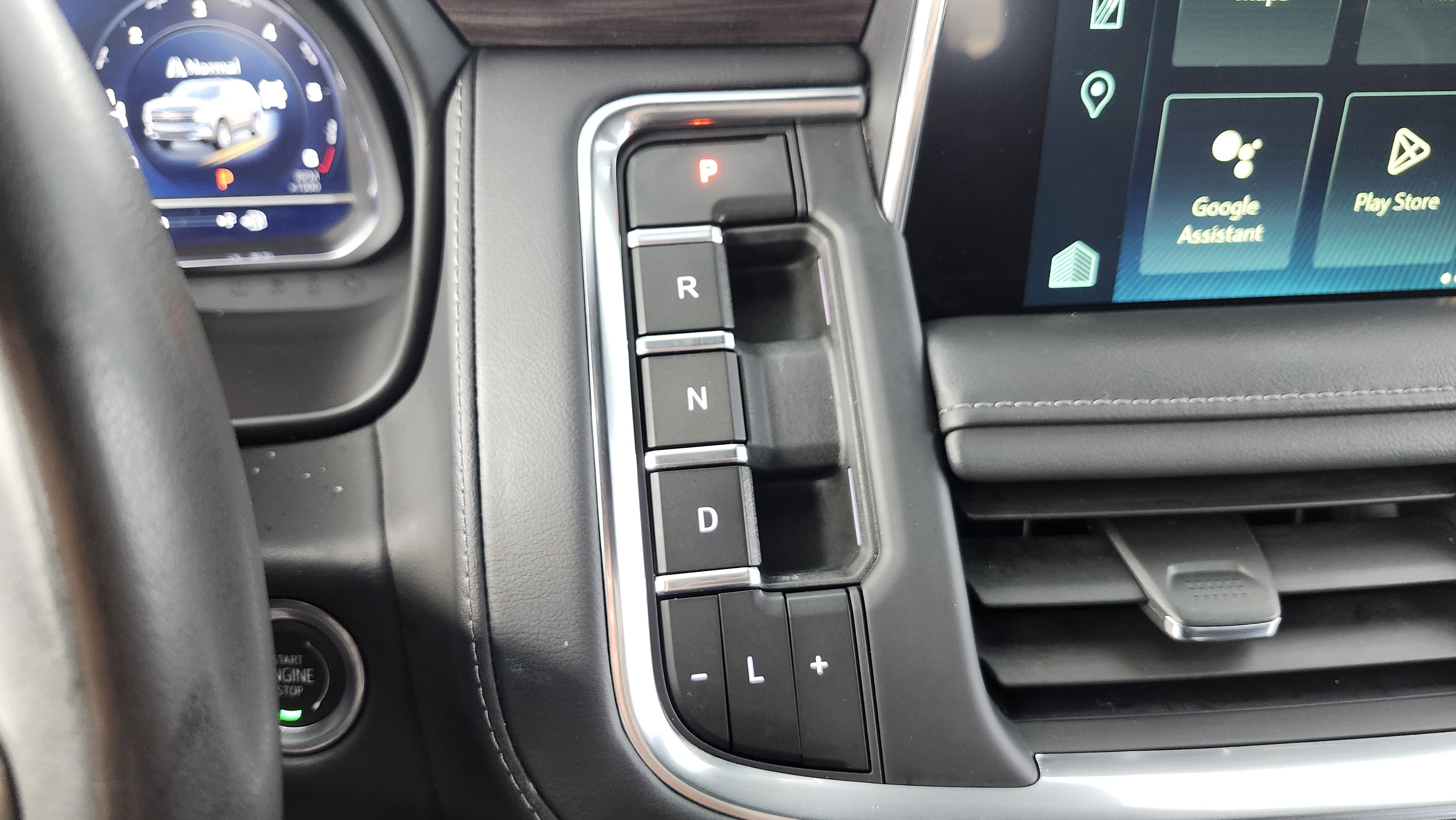 Used 2024 Chevrolet Tahoe LT image 33