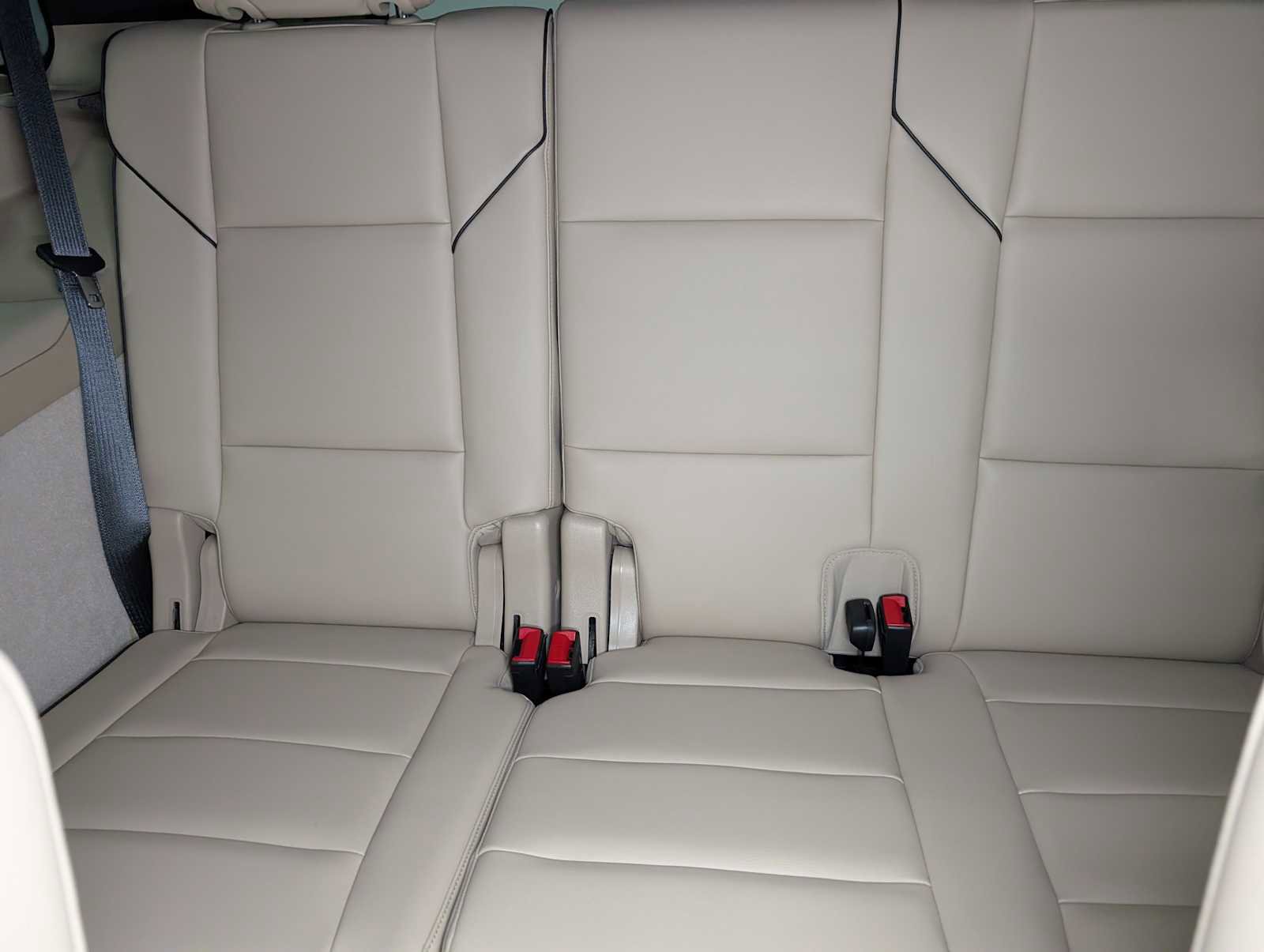 Certified 2021 Cadillac Escalade Premium Luxury image 27