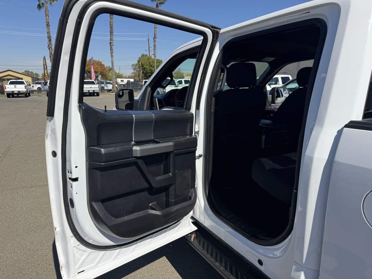 Used 2018 Ford F150 XLT w/ Equipment Group 302A Luxury AWD/4WD image 20
