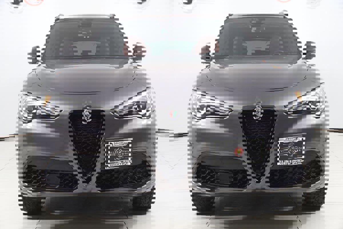 Used 2020 Alfa Romeo Stelvio Ti Sport w/ Quick Order Package 22S Sport image 58