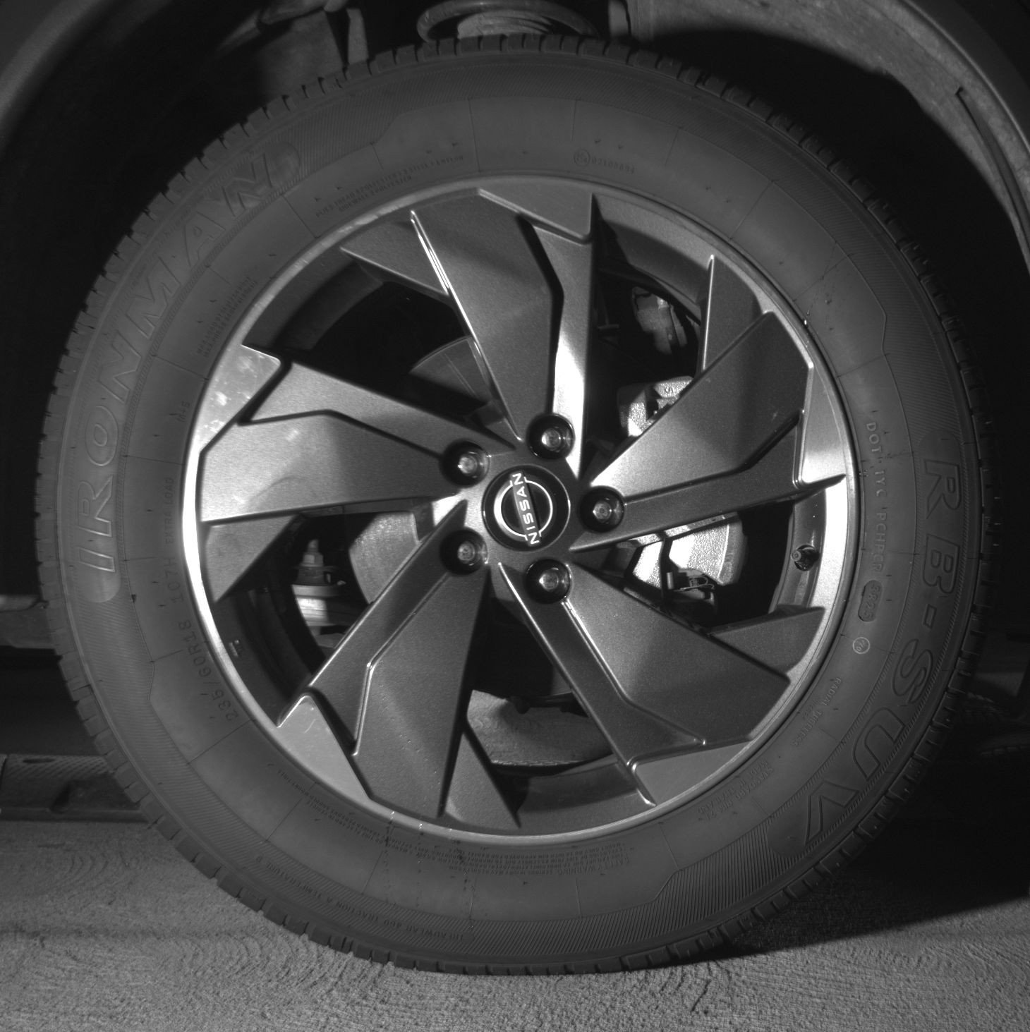 Used 2025 Nissan Rogue SV AWD/4WD image 13