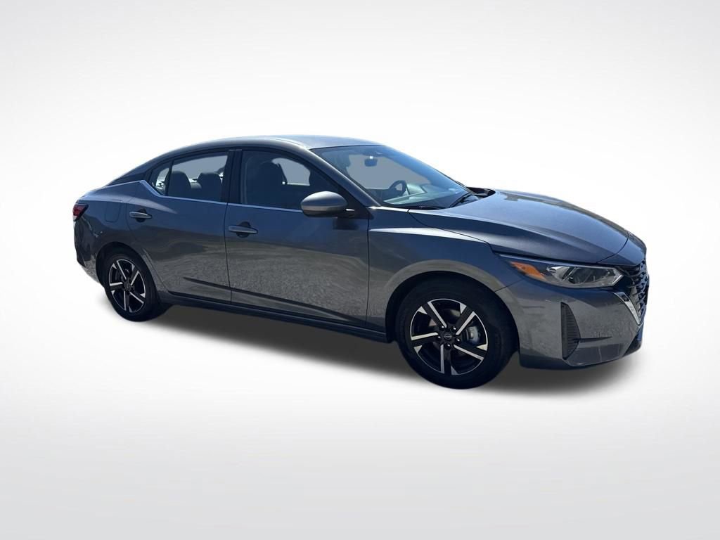 Used 2025 Nissan Sentra SV image 16