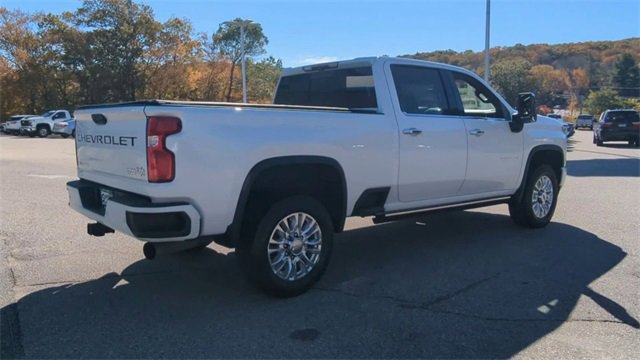 Certified 2021 Chevrolet Silverado 2500 High Country w/ Technology Package image 8