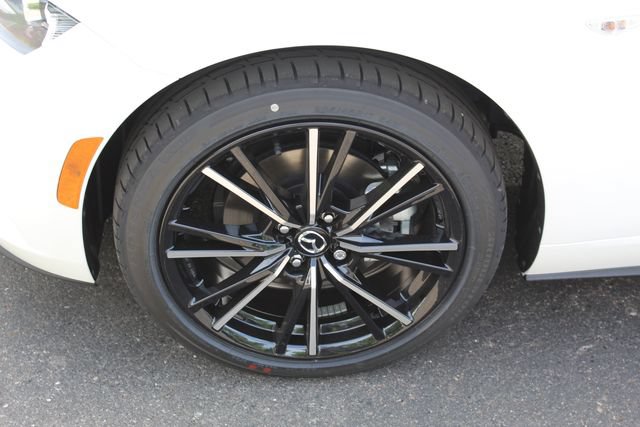 New 2026 MAZDA MX-5 Miata RF Grand Touring w/ Weather Package RWD image 10