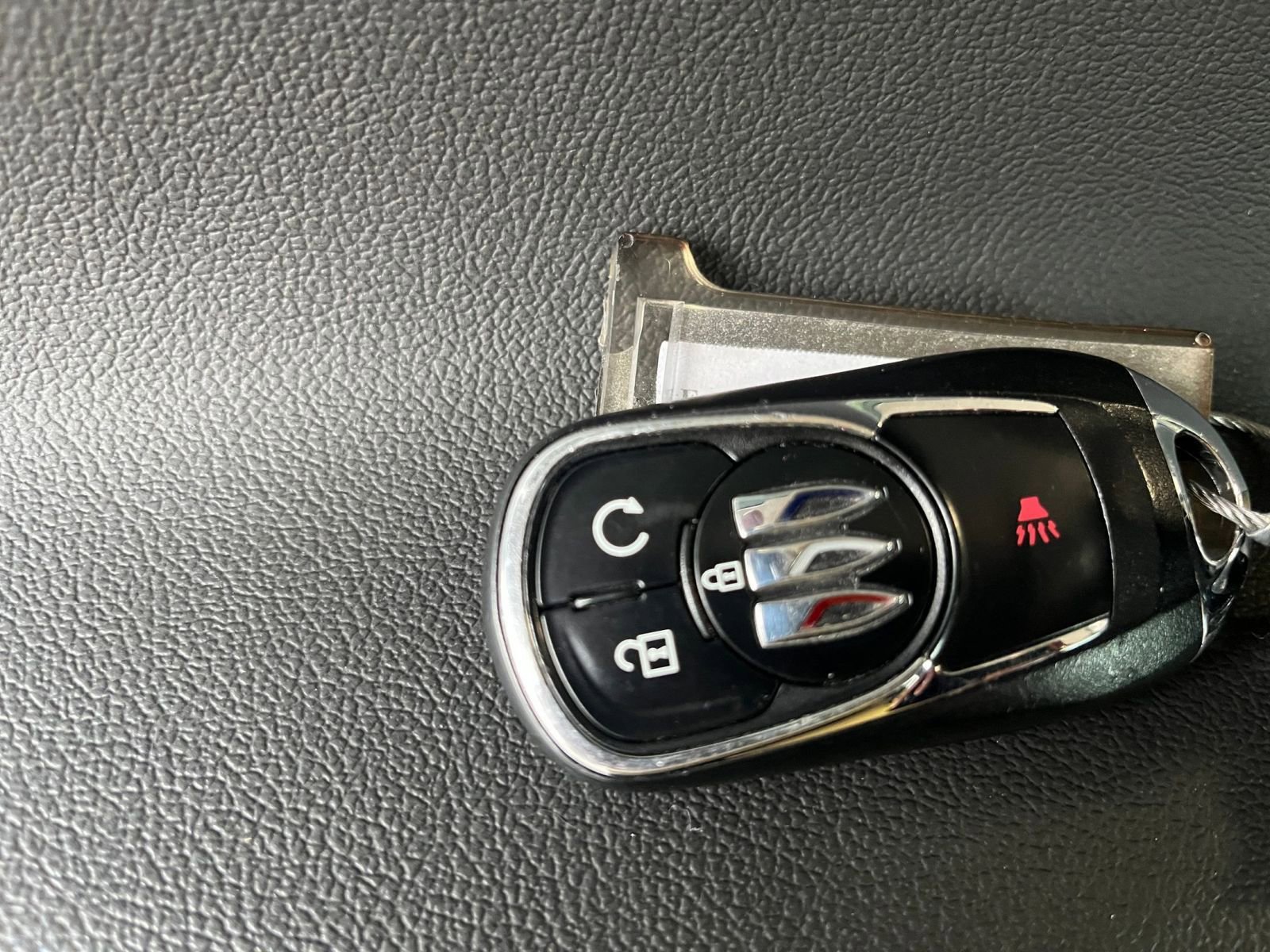 Used 2025 Buick Encore GX Preferred image 25