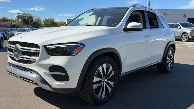 Certified 2025 Mercedes-Benz GLE 350 4MATIC image 8
