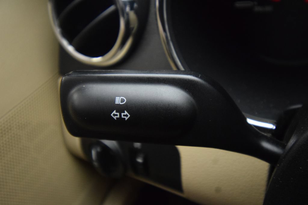 Used 2006 Ford Mustang Premium RWD image 27