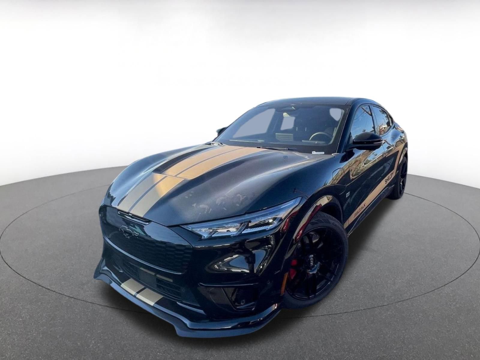 Used 2023 Ford Mustang Mach-E GT image 3