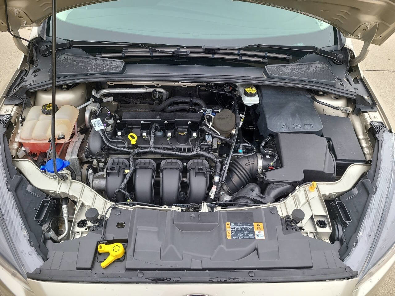 Used 2017 Ford Focus SE image 31