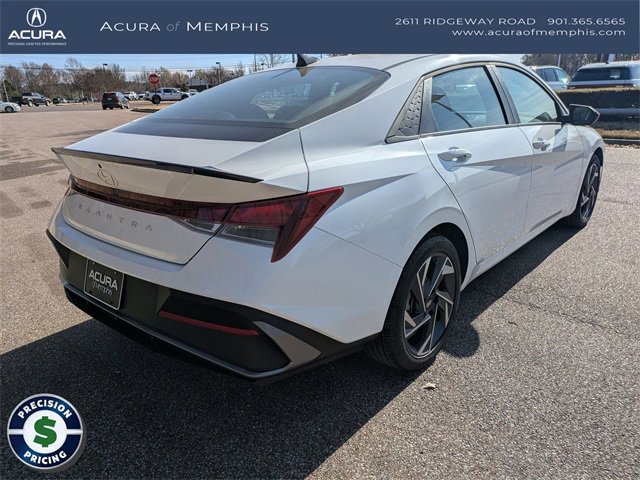 Used 2025 Hyundai Elantra Sport image 6