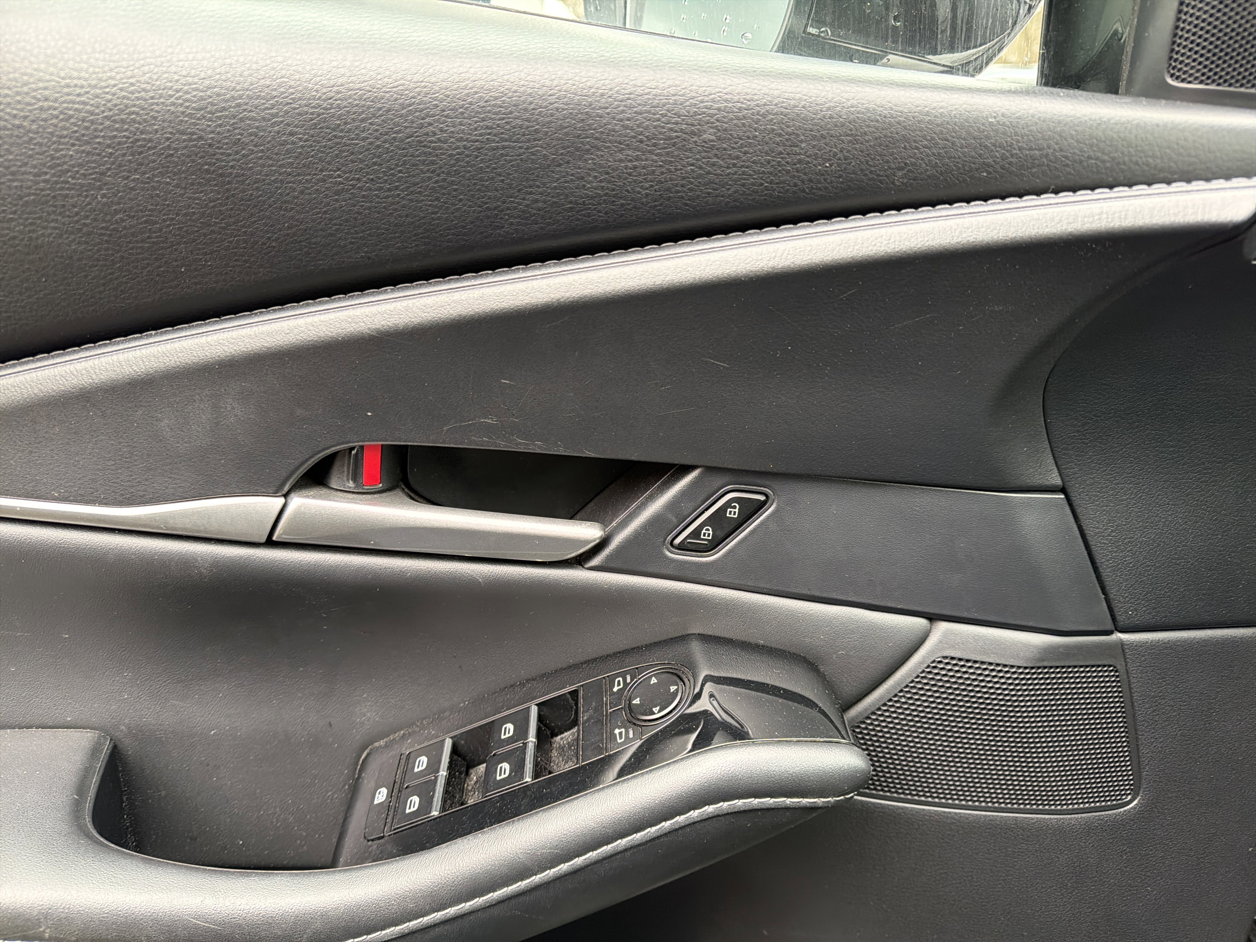 Used 2024 MAZDA CX-30 AWD 2.5 S w/ Select Sport Pkg image 13