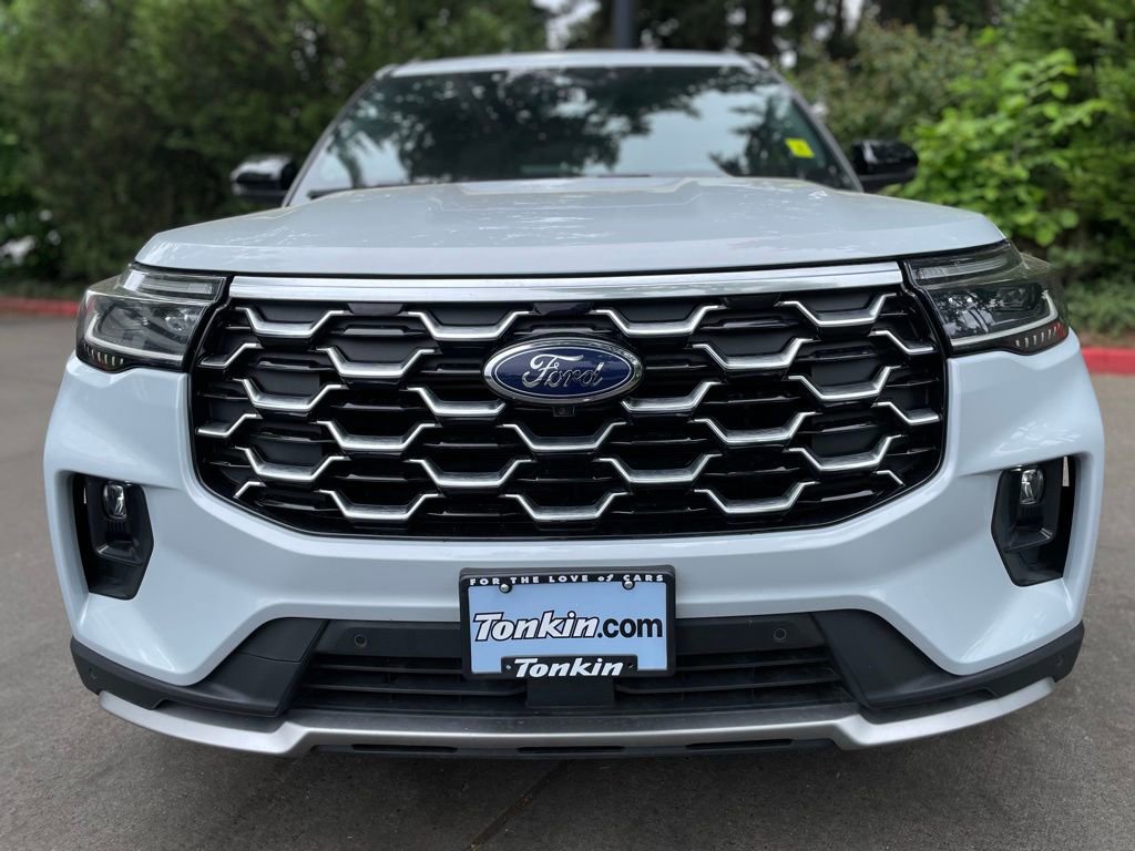 Used 2025 Ford Explorer Platinum w/ LUX Leather Package AWD/4WD image 9