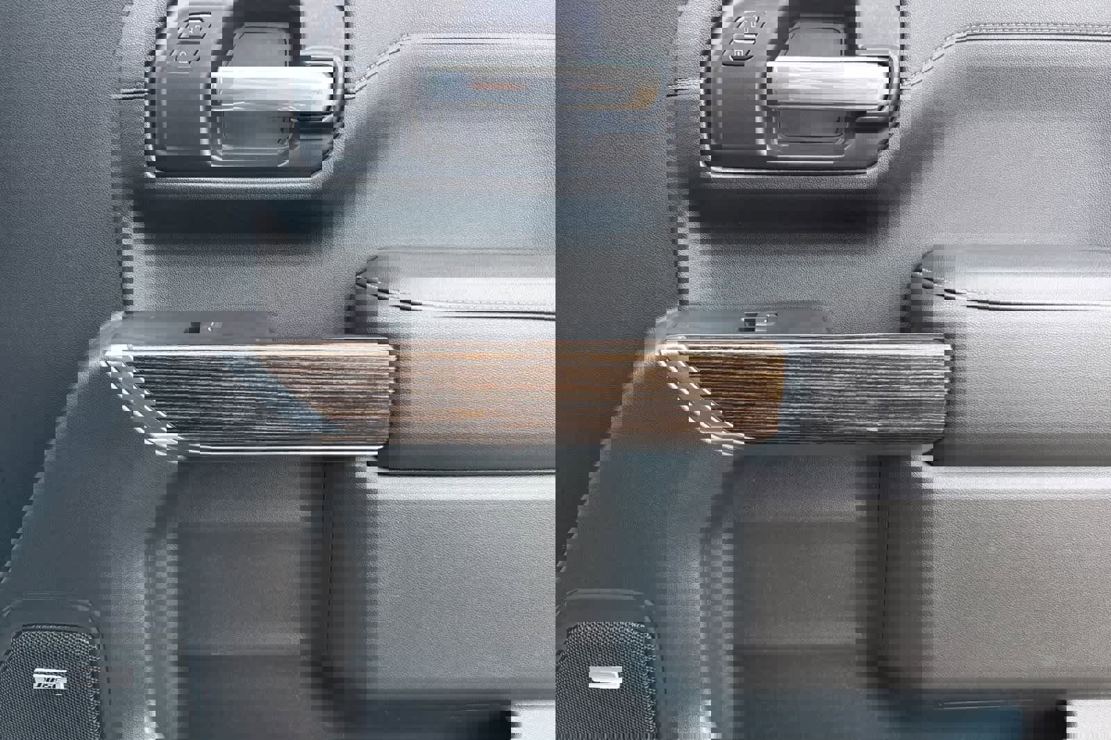 Used 2021 GMC Sierra 1500 Elevation image 18