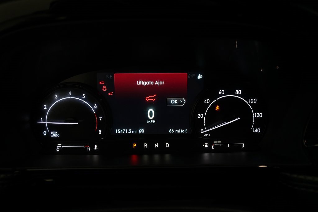 Used 2022 Lincoln Corsair AWD w/ Premium Package image 2