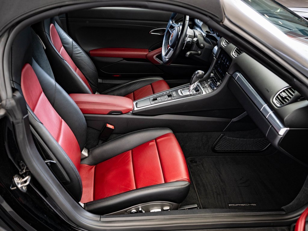 Certified 2018 Porsche 718 Boxster image 28