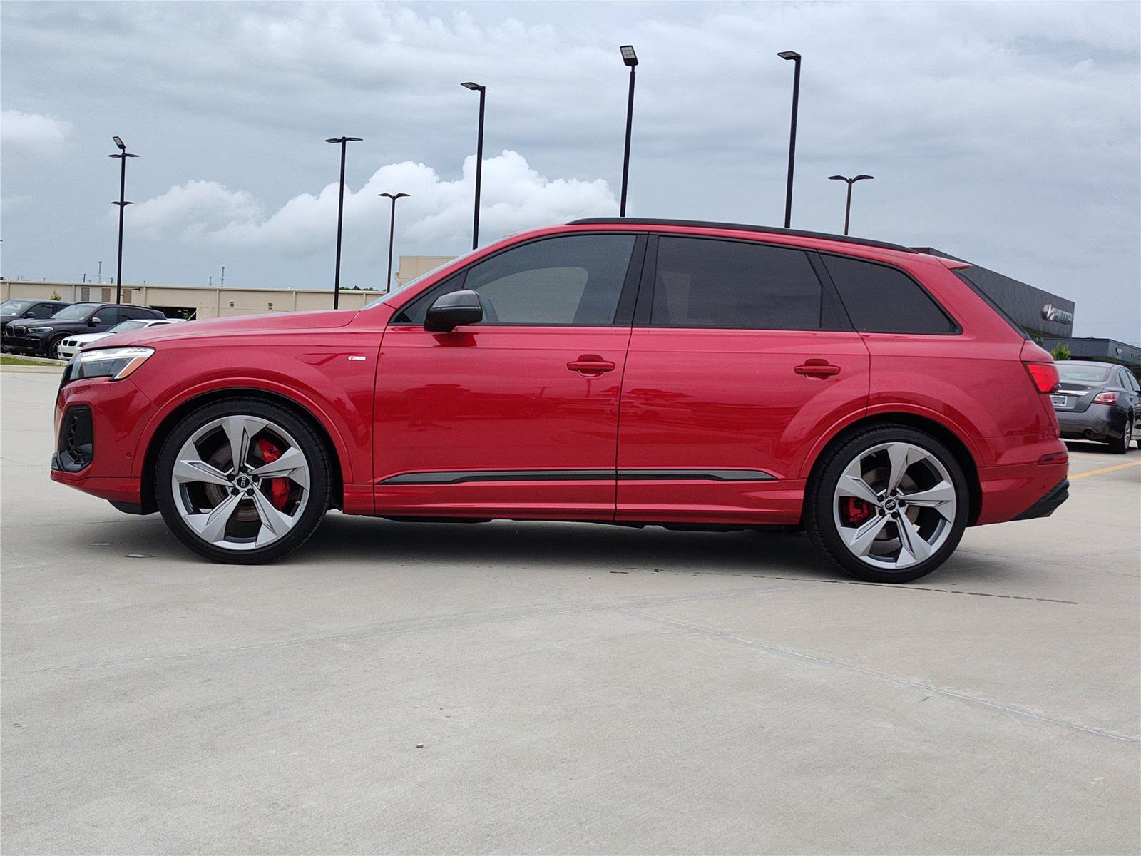 Used 2026 Audi Q7 3.0T Prestige AWD/4WD image 3