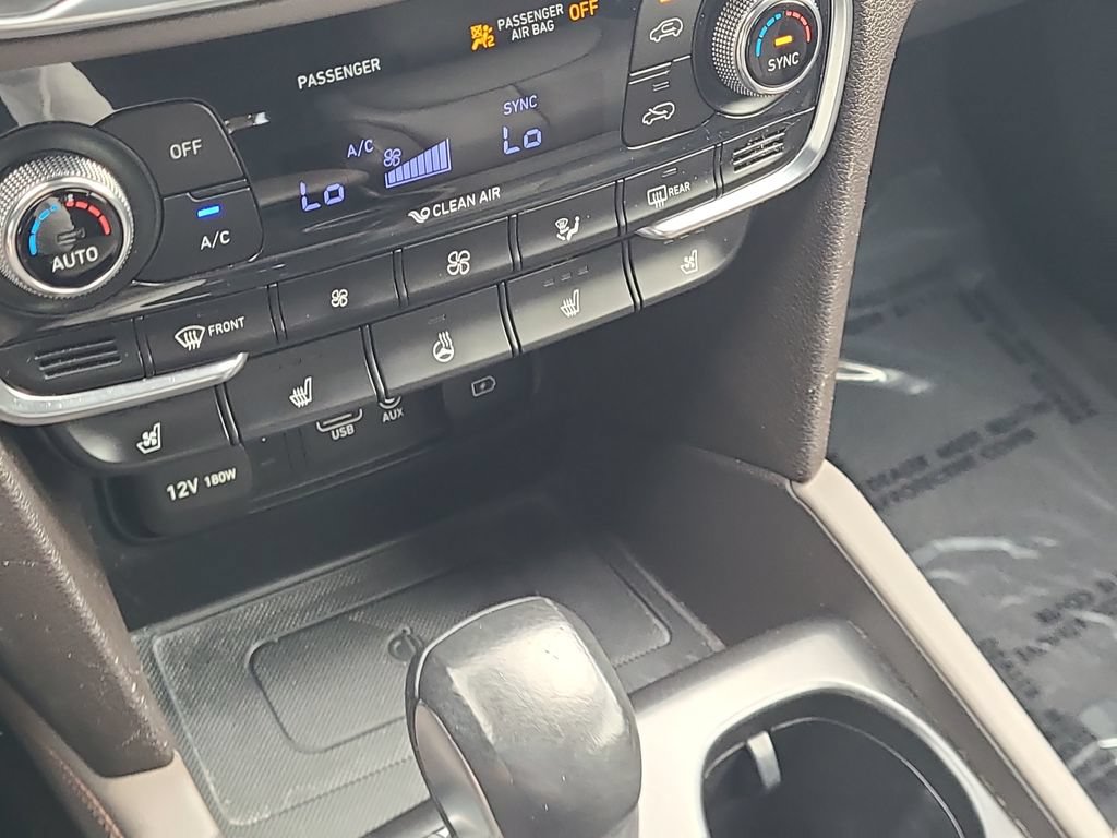 Used 2019 Hyundai Santa Fe FWD image 15
