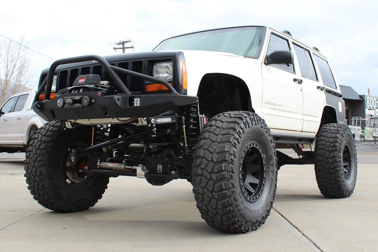 Used 2001 Jeep Cherokee Sport image 27