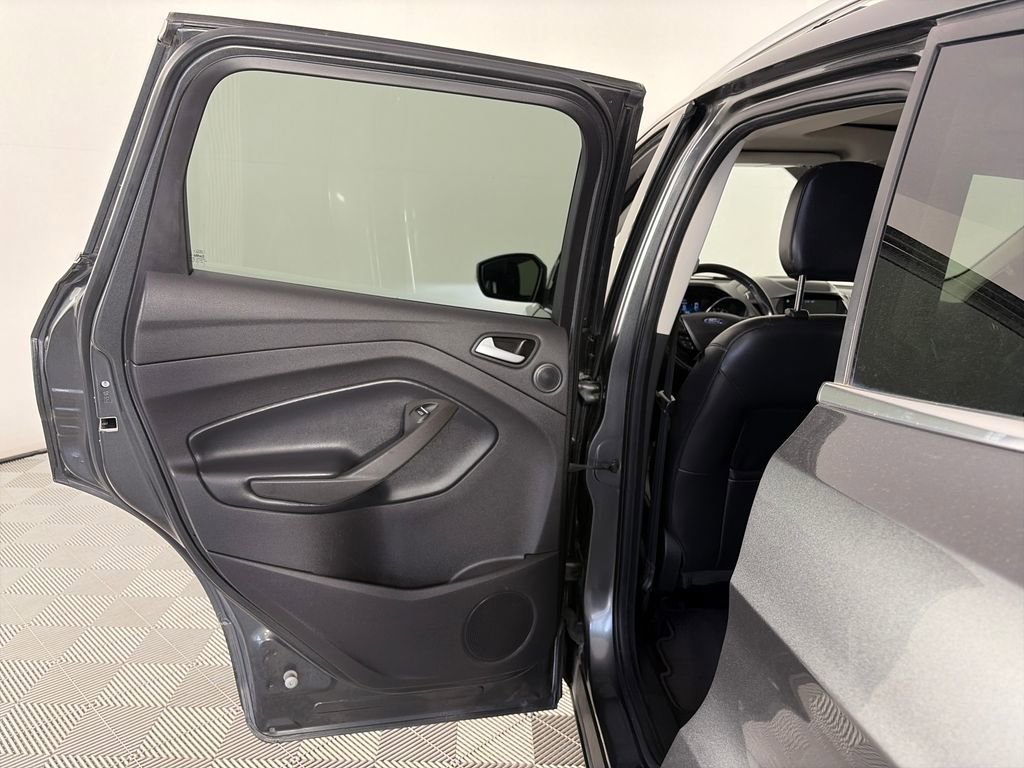 Certified 2019 Ford Escape Titanium AWD/4WD image 12