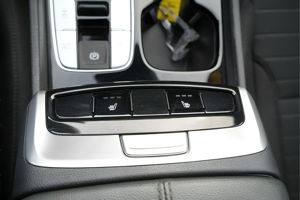 Certified 2022 Hyundai Santa Cruz SEL w/ Activity Package image 28