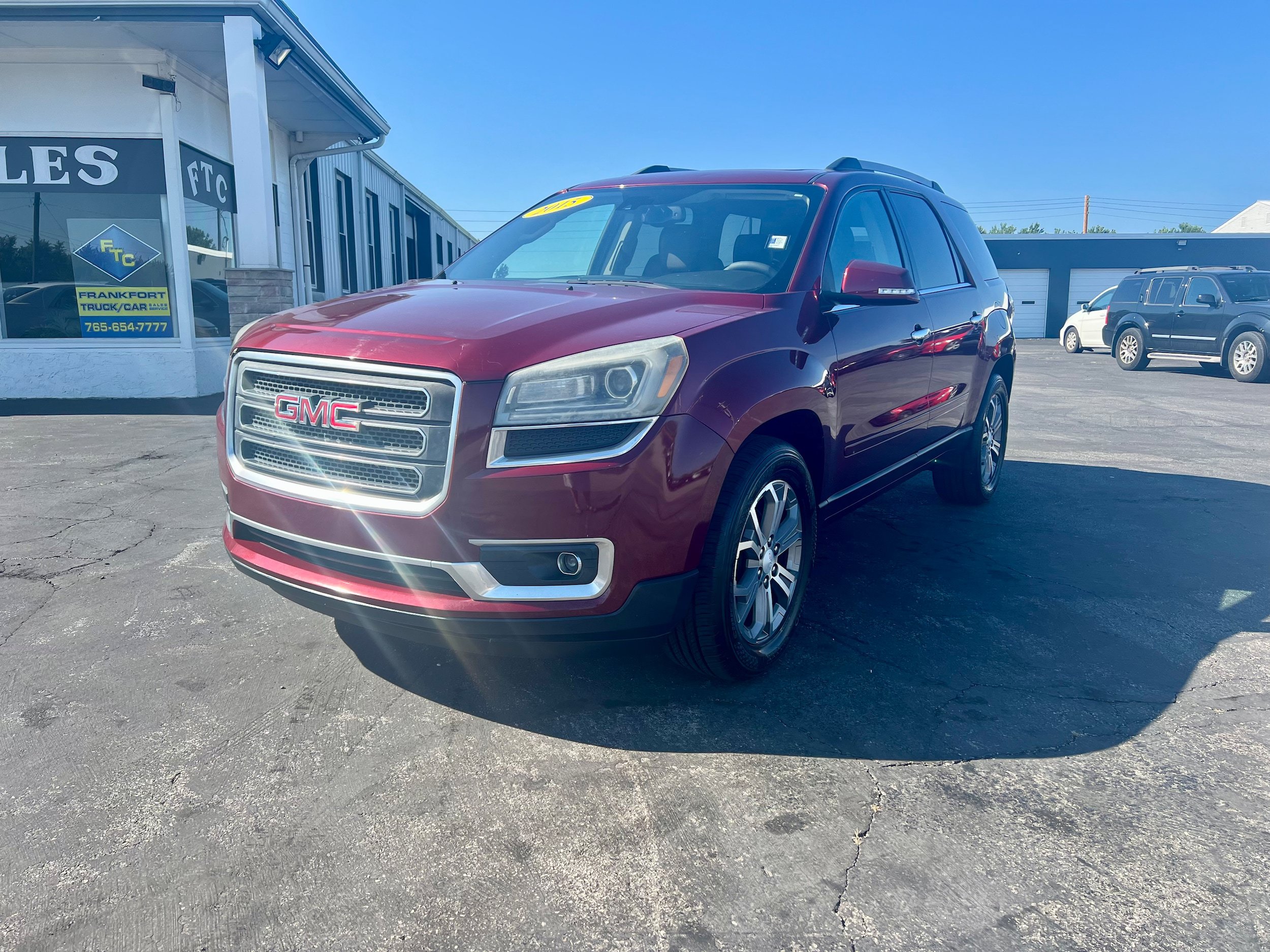 Used 2015 GMC Acadia SLT w/ Open Road Package FWD image 1