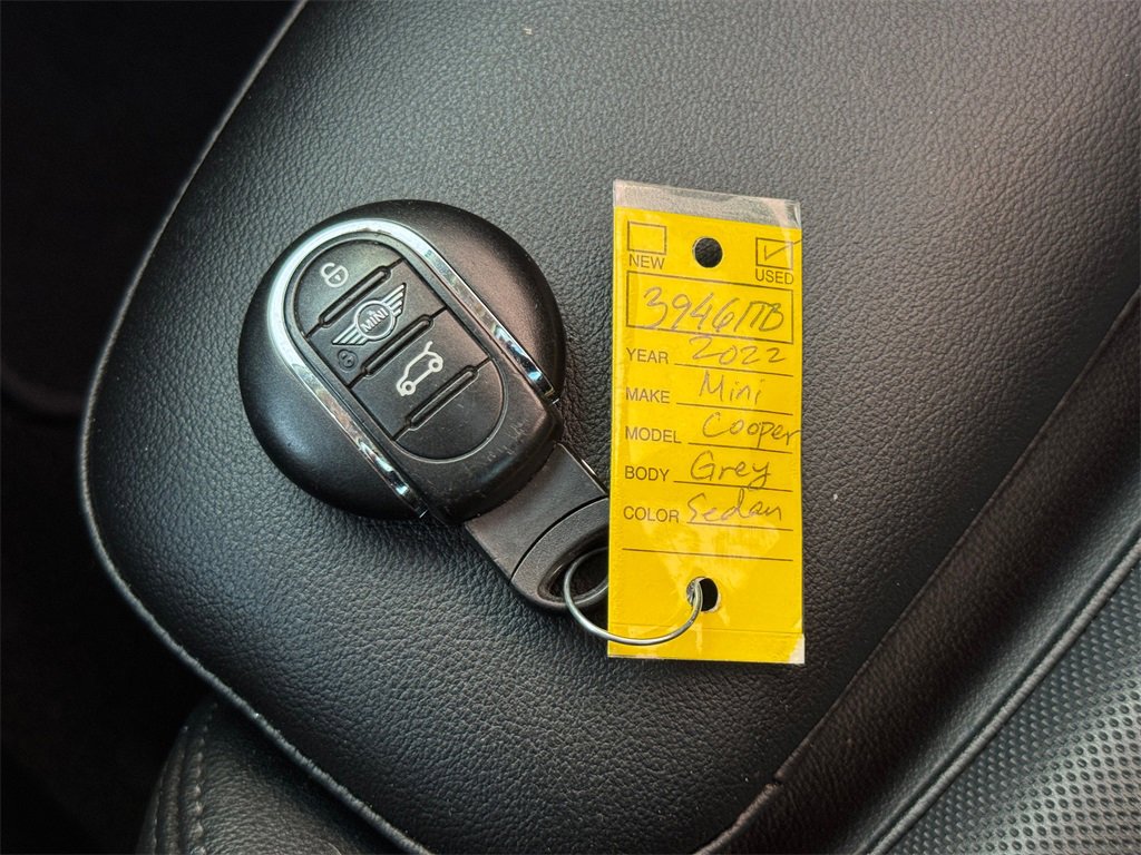 Used 2022 MINI Cooper S image 32