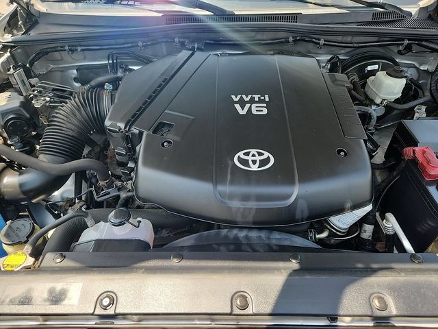 Used 2013 Toyota Tacoma 4x4 Double Cab w/ TRD Sport Pkg image 27